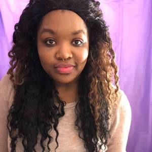 Meet your Posher, Karina